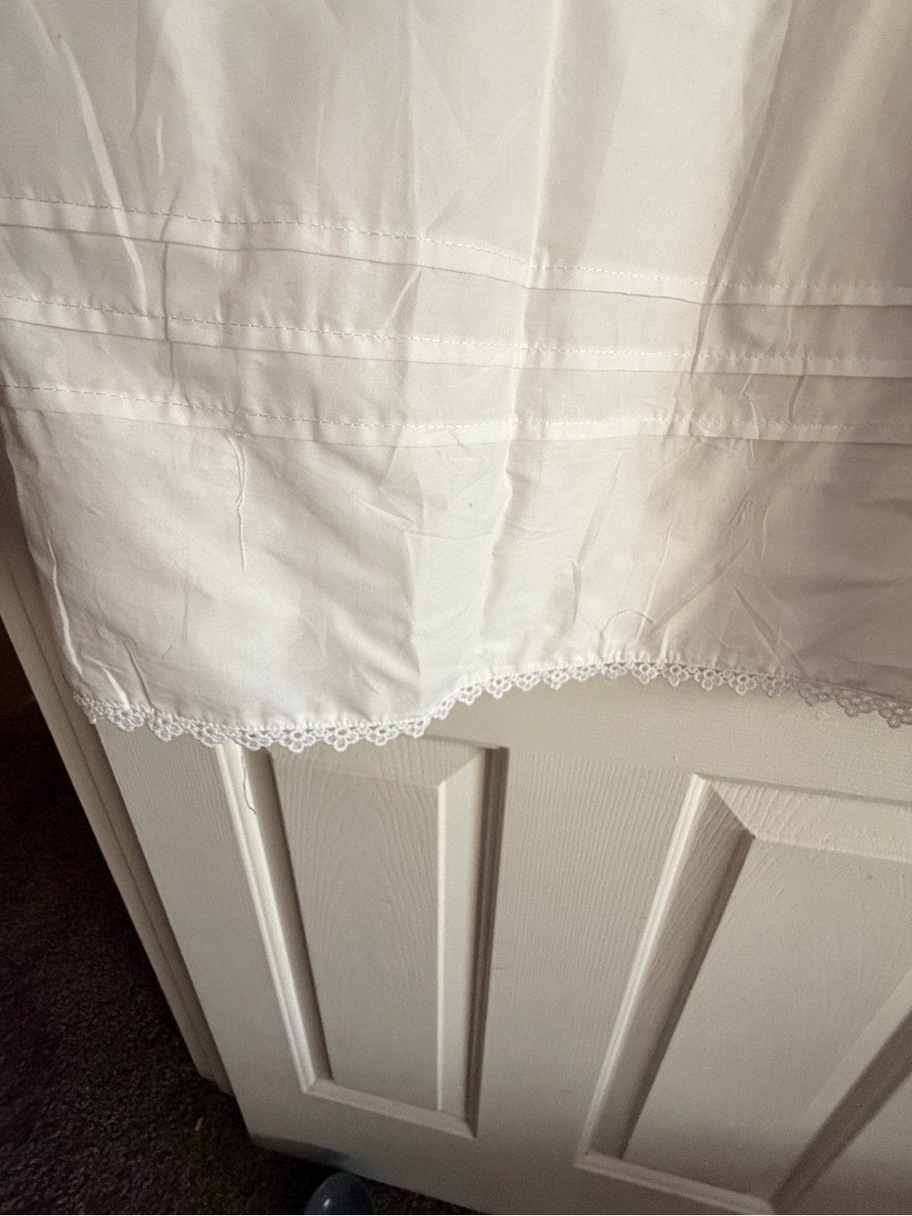 Women's White Chemise nightgown - Picture 5 of 6